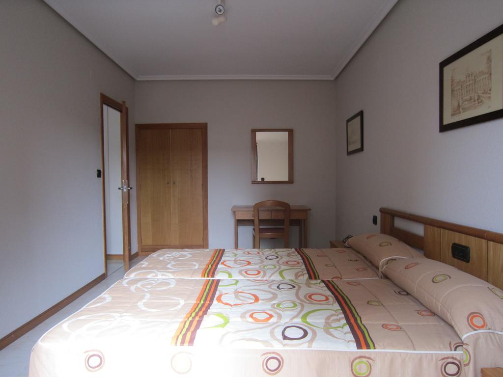 Apartamentos Laredo-Playa Værelse billede
